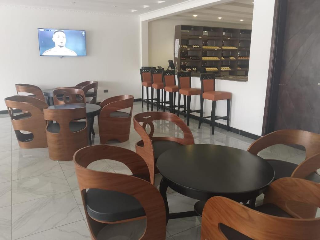 Water Pavilion Hotel Keroka Ngoại thất bức ảnh