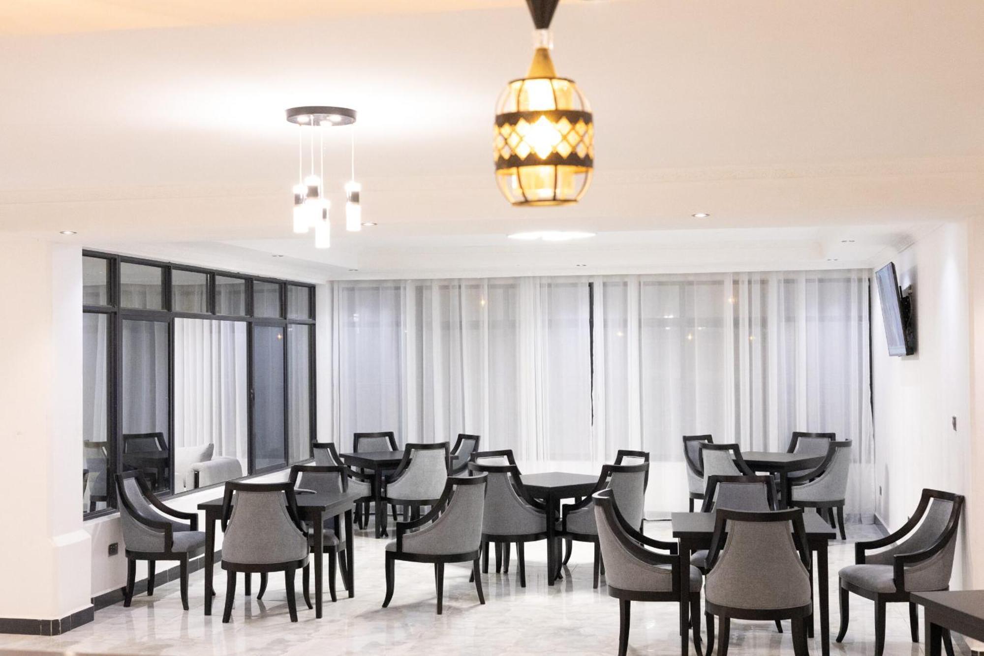 Water Pavilion Hotel Keroka Ngoại thất bức ảnh