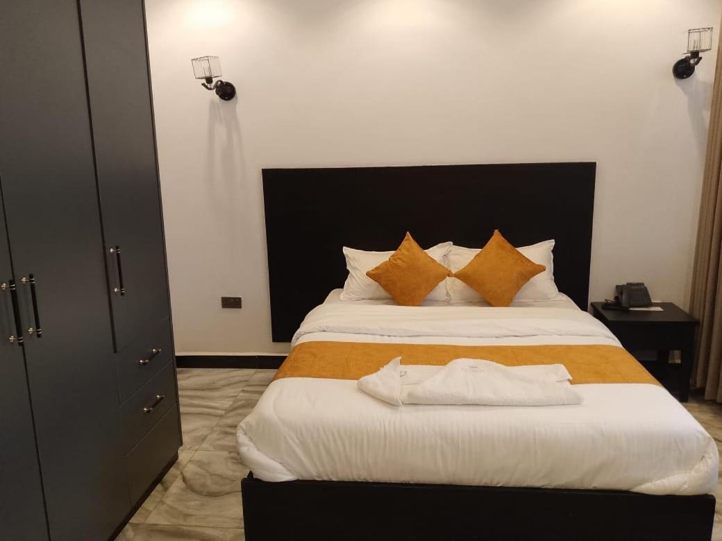 Water Pavilion Hotel Keroka Ngoại thất bức ảnh